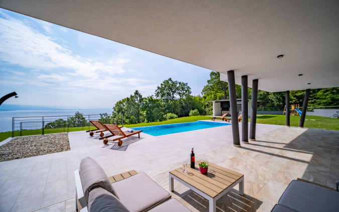 Villa Deavista Opatija with Pool, Kvarner, Croatia Matulji